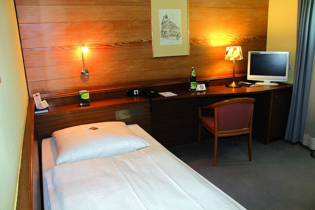 Hotel Alexander Koln Frechen Ngoại thất bức ảnh