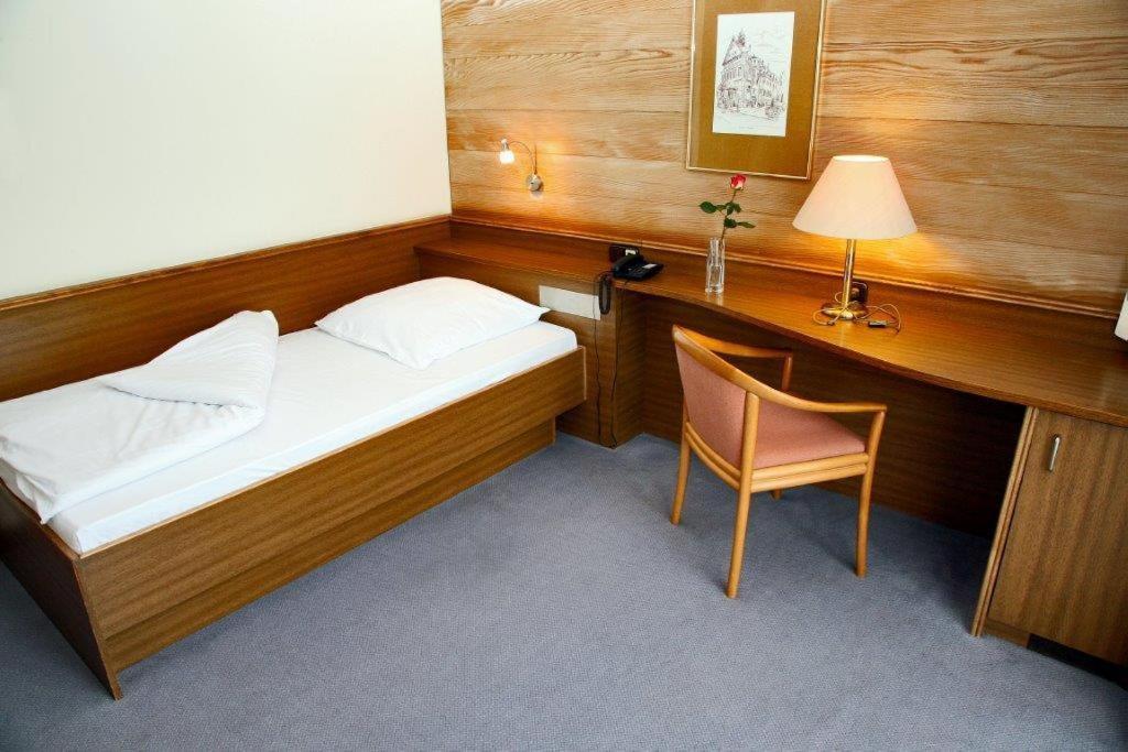 Hotel Alexander Koln Frechen Ngoại thất bức ảnh